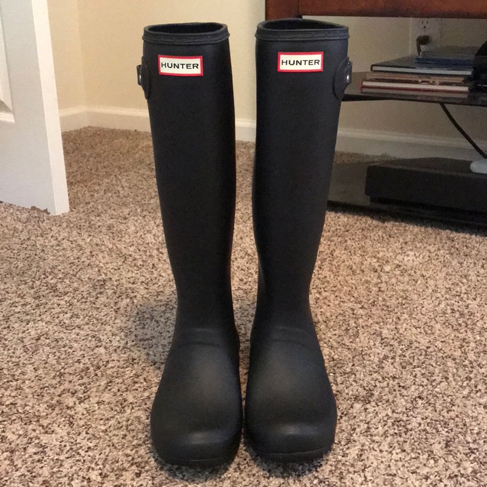 BN Tall Matte Black Hunter Boots - never worn!
